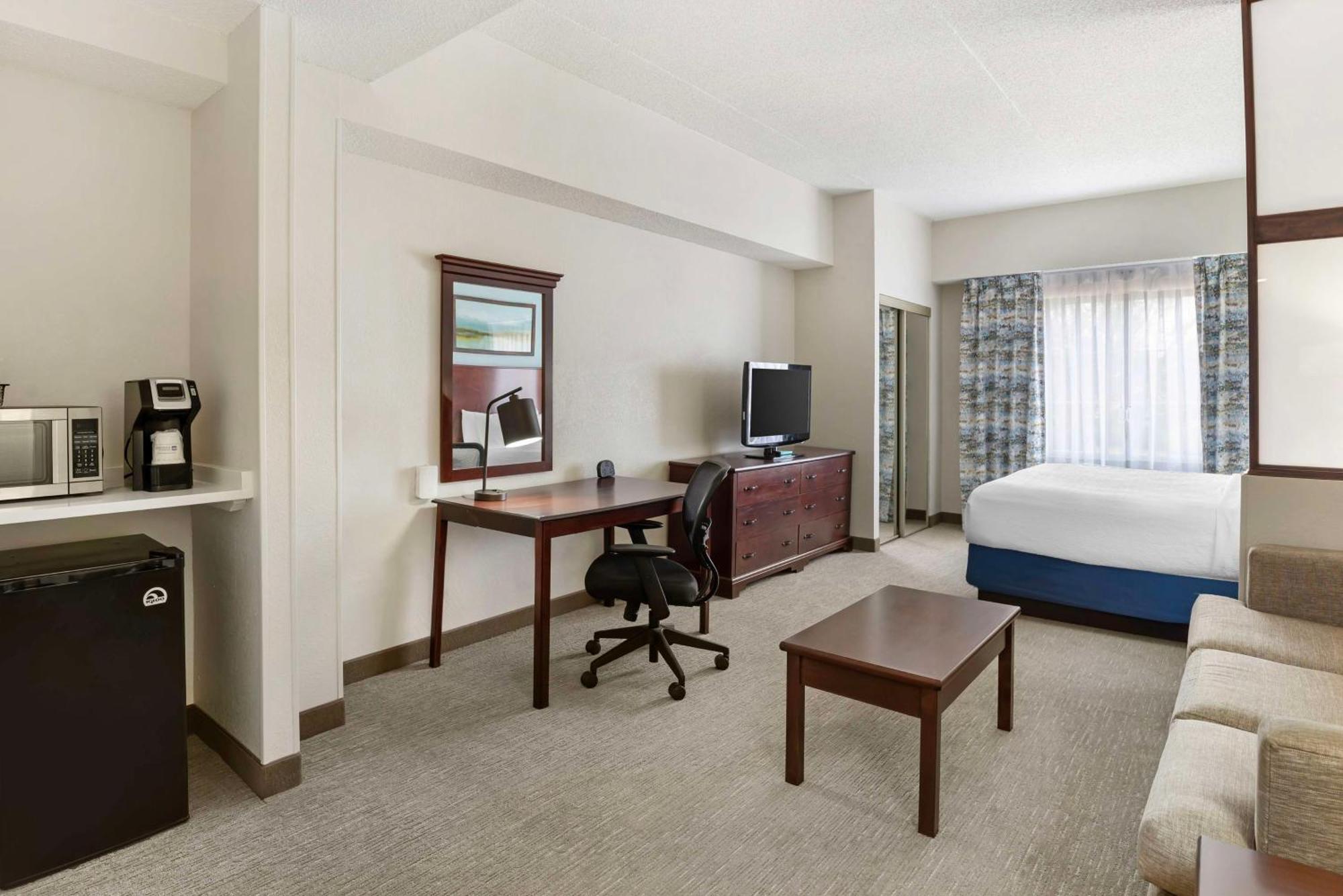 Best Western Plus Crossroads Inn & Suites Zion Crossroads Eksteriør bilde