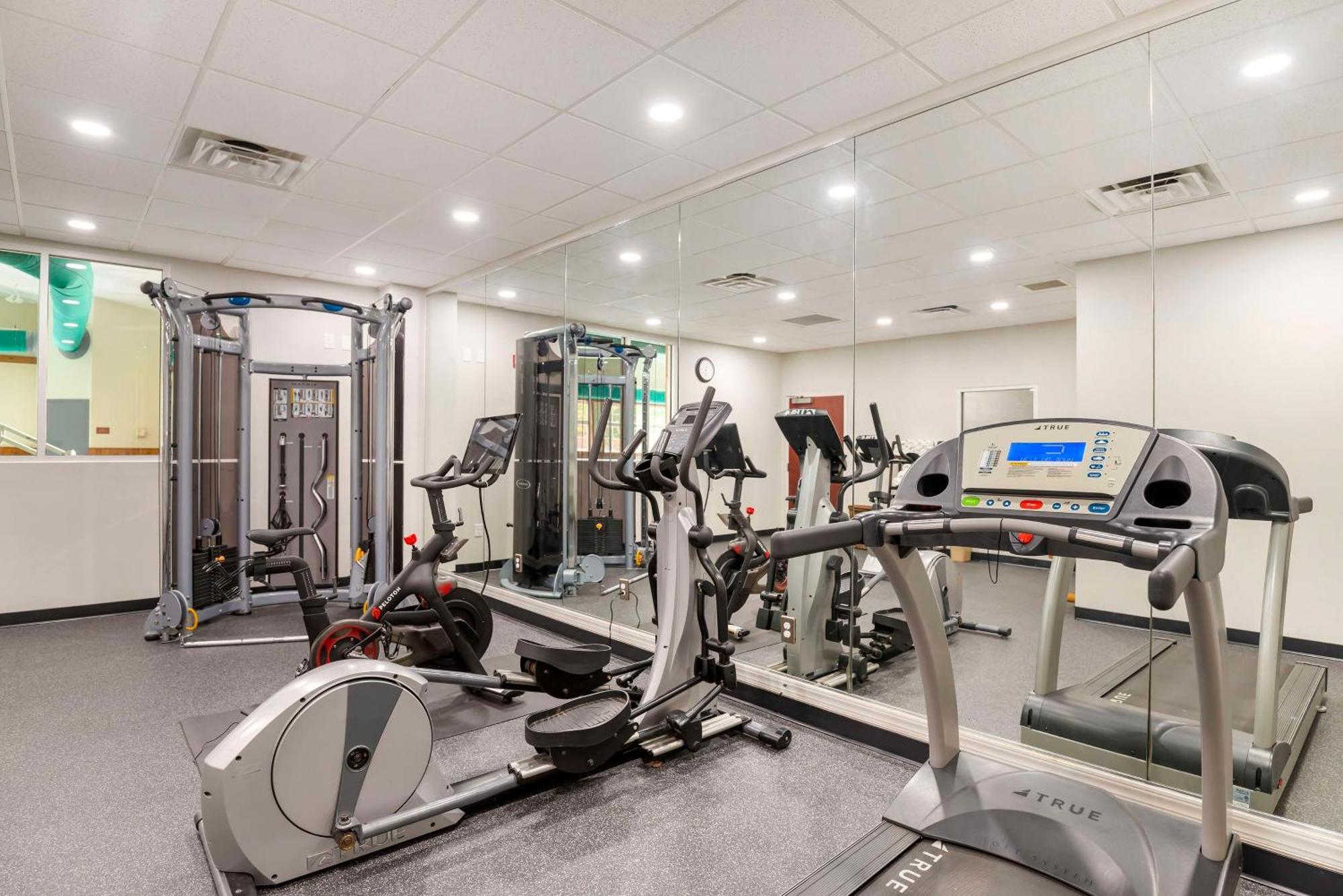Best Western Plus Crossroads Inn & Suites Zion Crossroads Eksteriør bilde