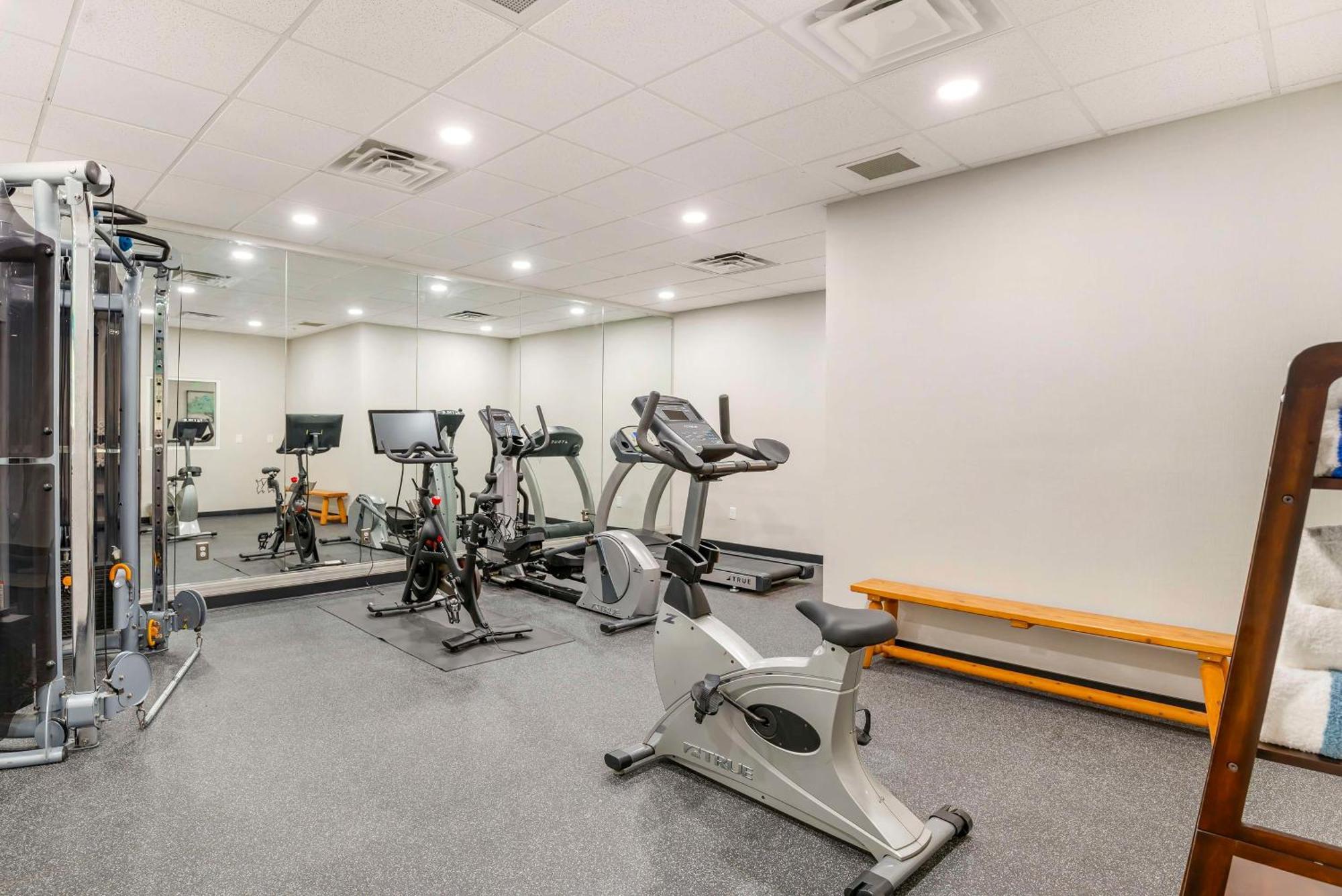 Best Western Plus Crossroads Inn & Suites Zion Crossroads Eksteriør bilde